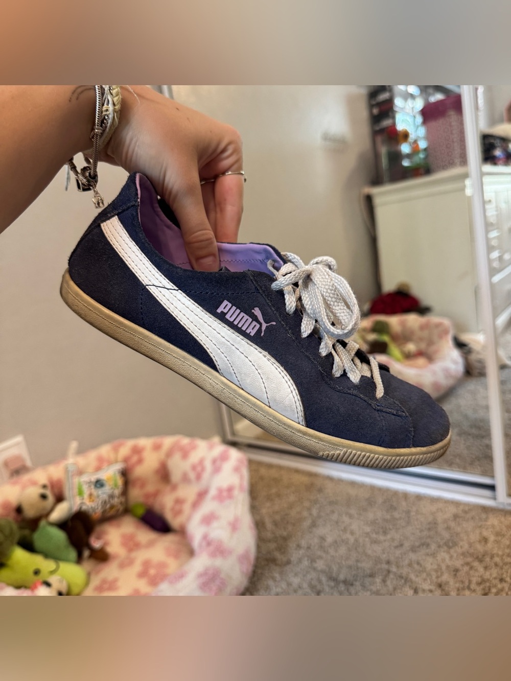 Vintage Navy Puma Sneakers